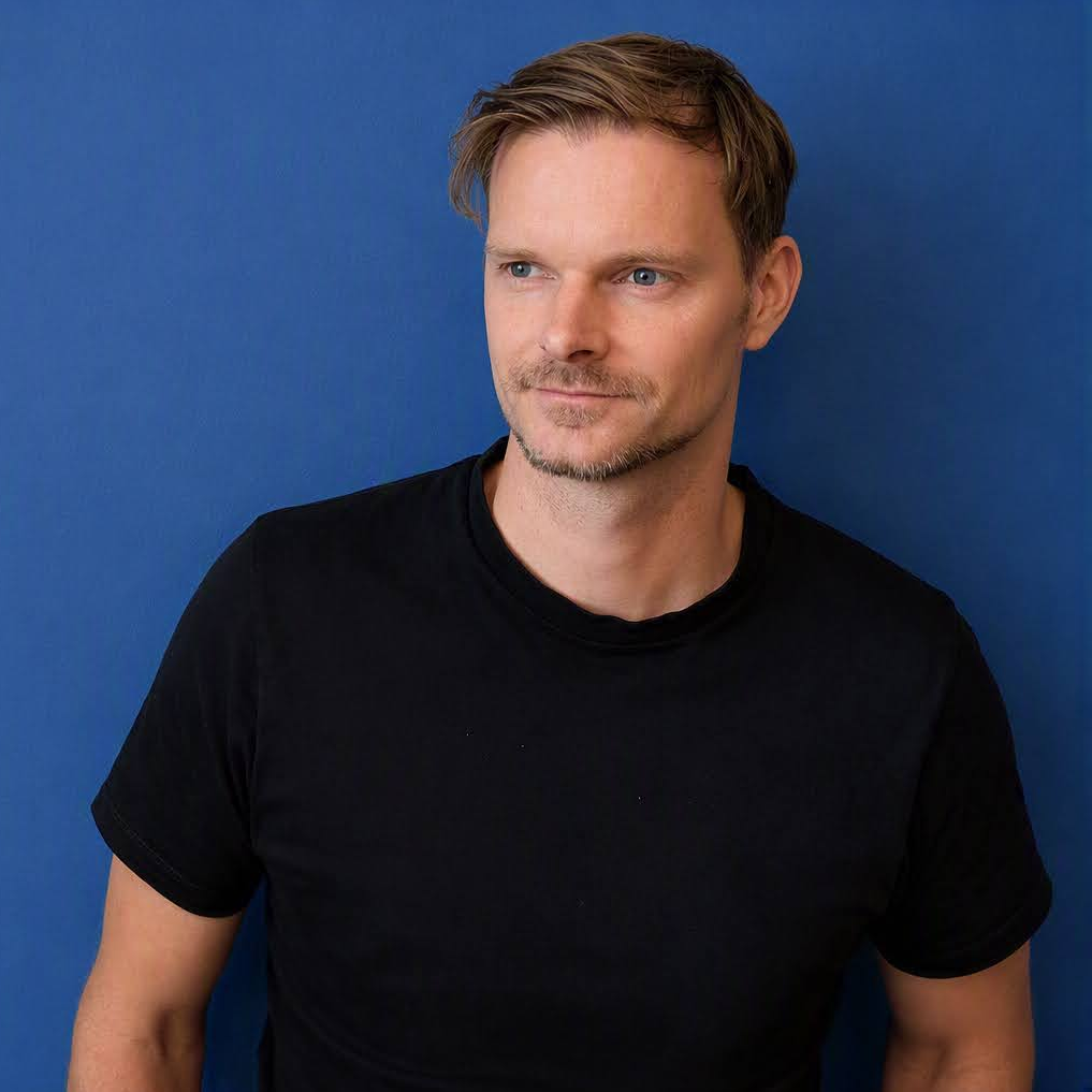 Image of Darren Welch